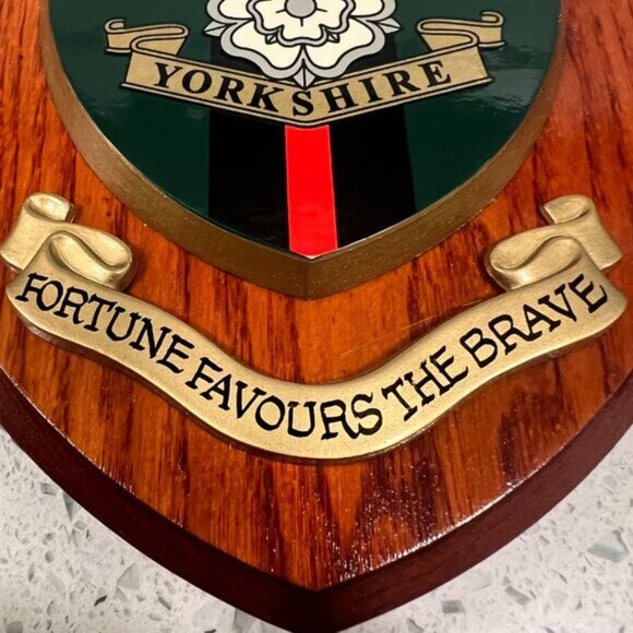 Royal Yorkshire Rose Regiment Wooden Plaque 2008 UK - Picture 2 of 6